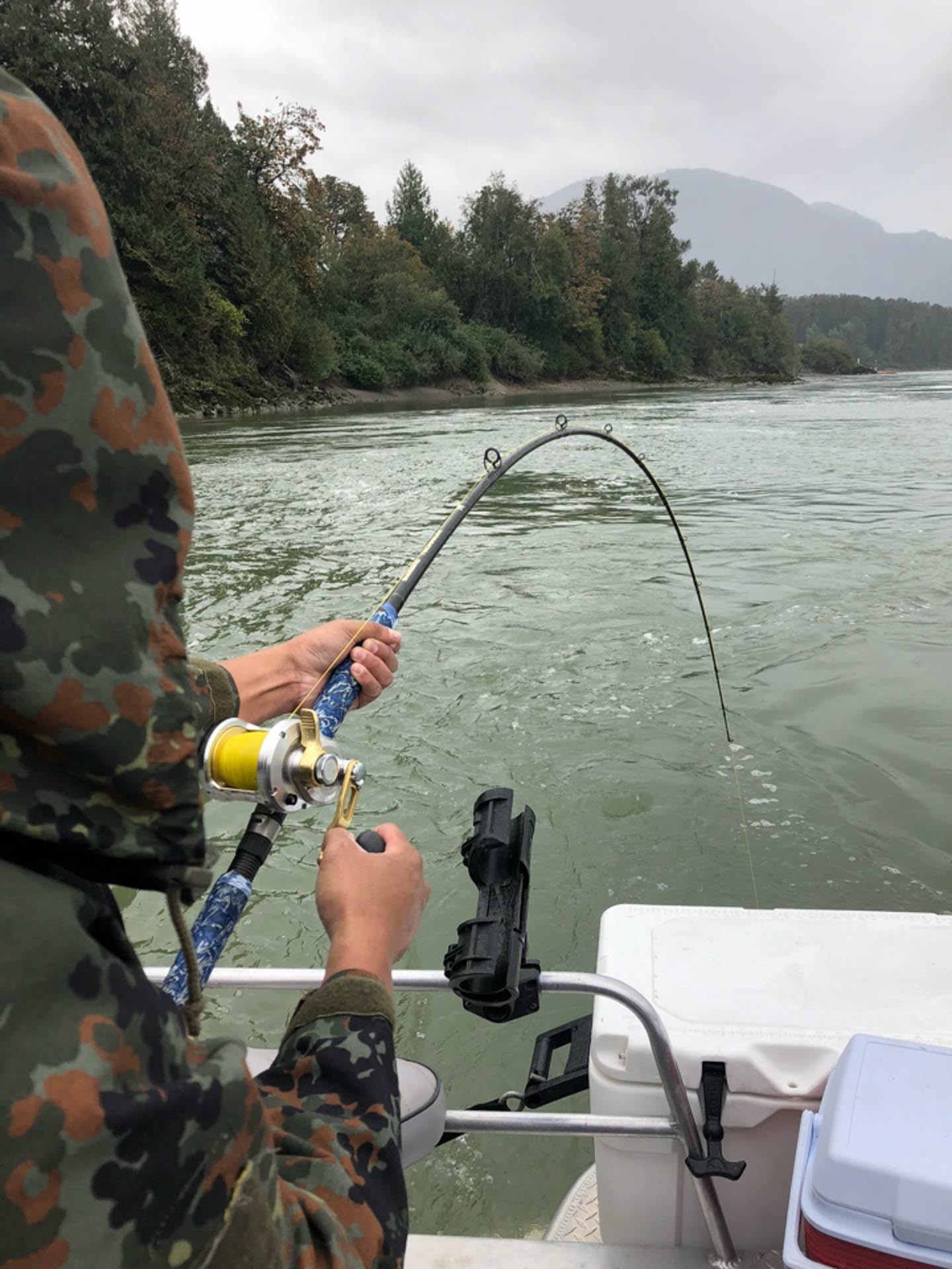 https://rivertherapyfishing.com/wp-content/uploads/2021/12/Fraser-River-Fishing-Tours-River-Therapy-Fishing-40.jpg